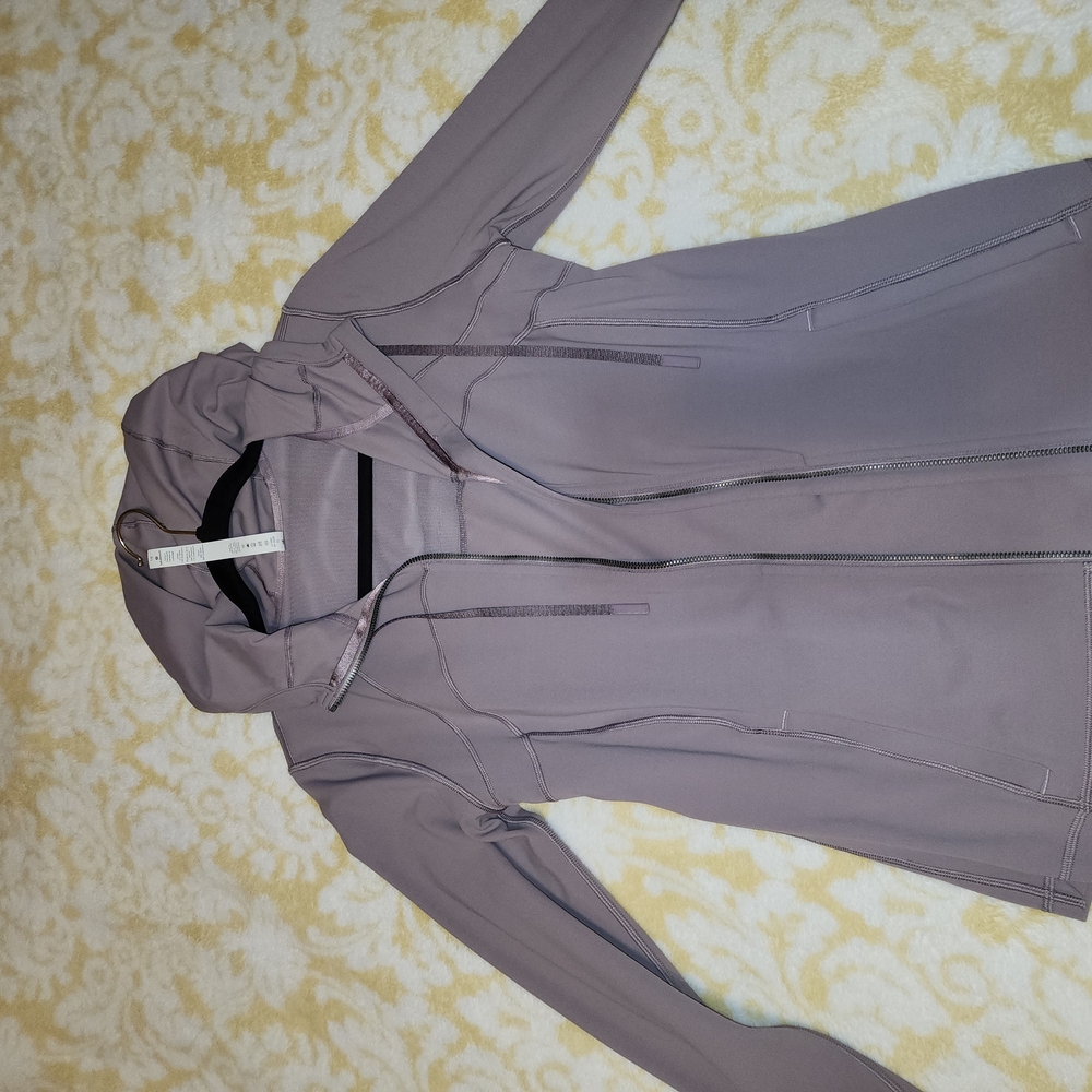 Lululemon Lavender Hooded Define Jacket LIKE NEW